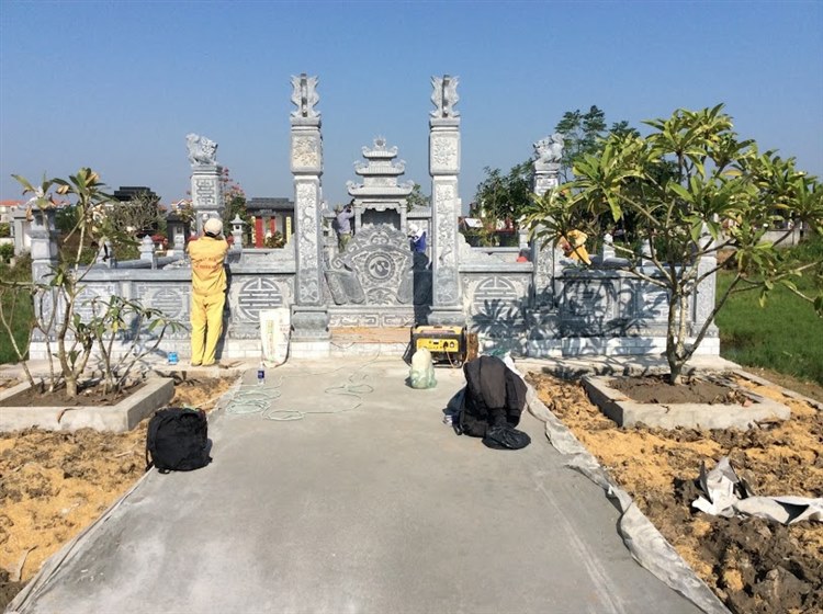 Khu lăng mộ đá tại nghĩa trang, Nhận lắp đặt thi công mộ đá tại Quảng Bình