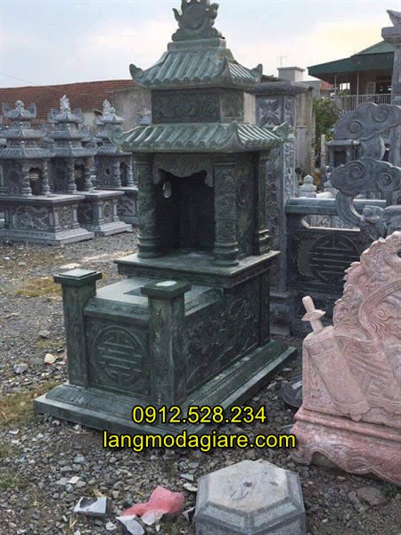 Mẫu tháp mộ bằng đá xanh rêu chất lượng cao