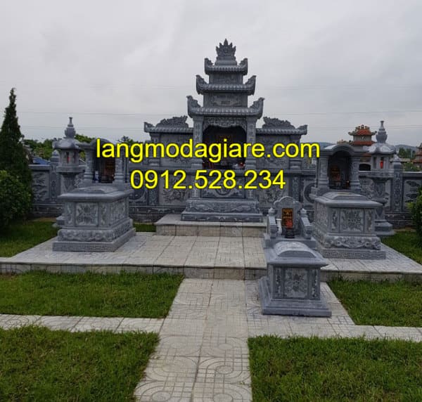 Nhà mồ đá hoa cương tại Tây Ninh