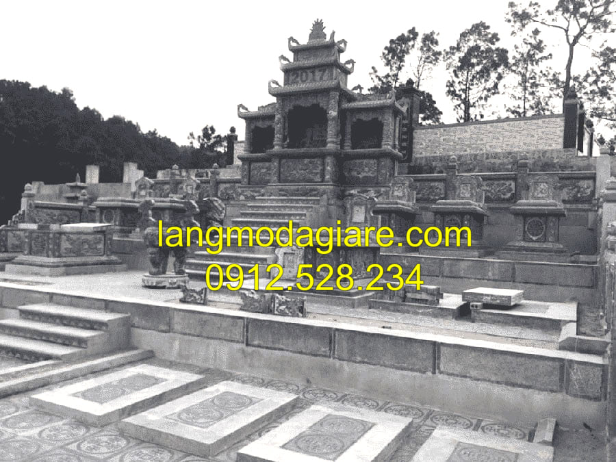 Lăng mộ đá cổ Ninh Vân