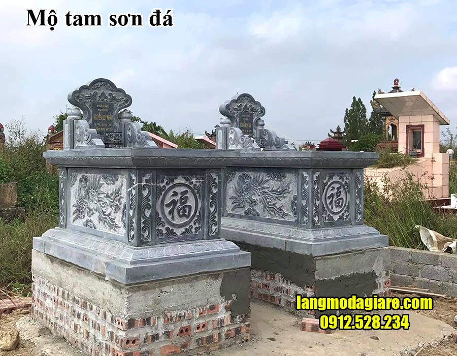 Mộ tam sơn đá