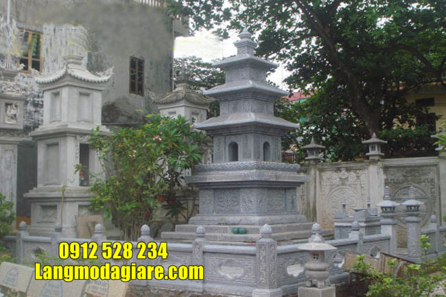 mẫu mộ đá hình tháp tại Lâm Đồng đẹp