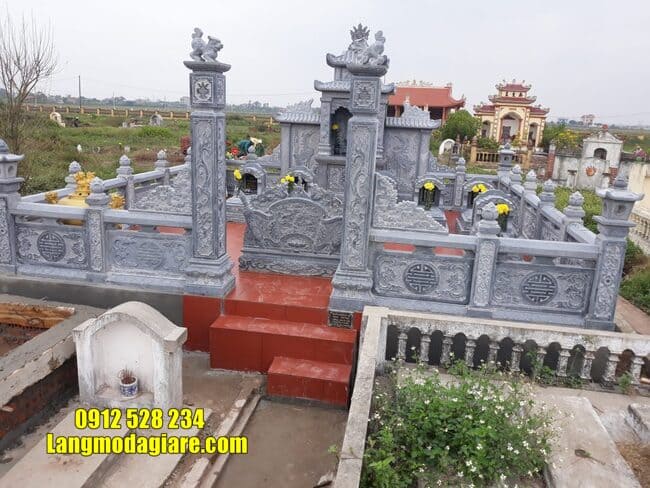 khu lăng mộ đá tại Bình Định