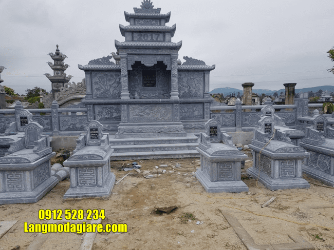 lăng mộ bằng đá tại Bình Định đẹp