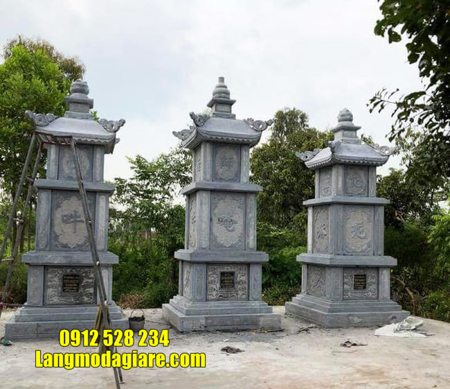 mộ tháp đá đẹp tại Bình Phước