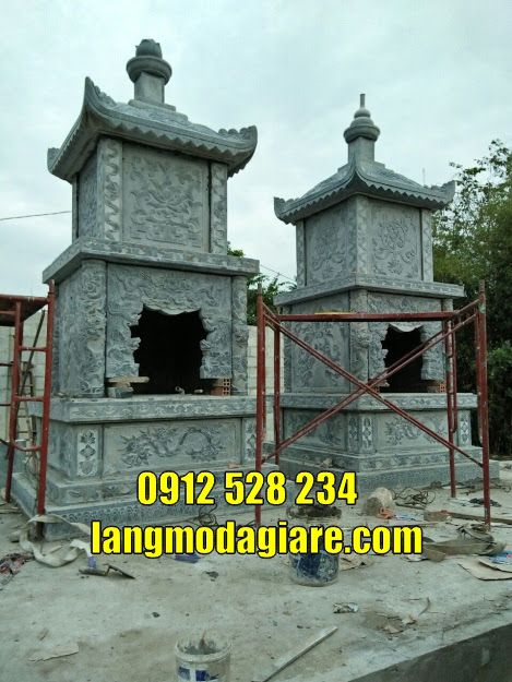 mộ tháp để hài cốt bằng đá tại Vĩnh Long