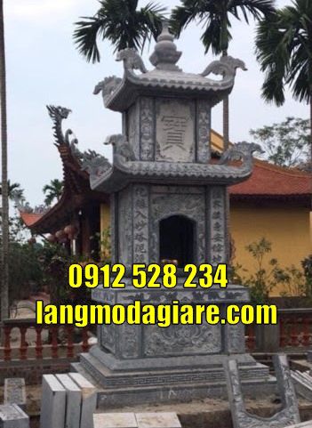 tháp mộ bằng đá tại Quảng Nam